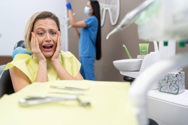 Best Emergency Dentist for Knocked-Out Tooth in Barberton, WA